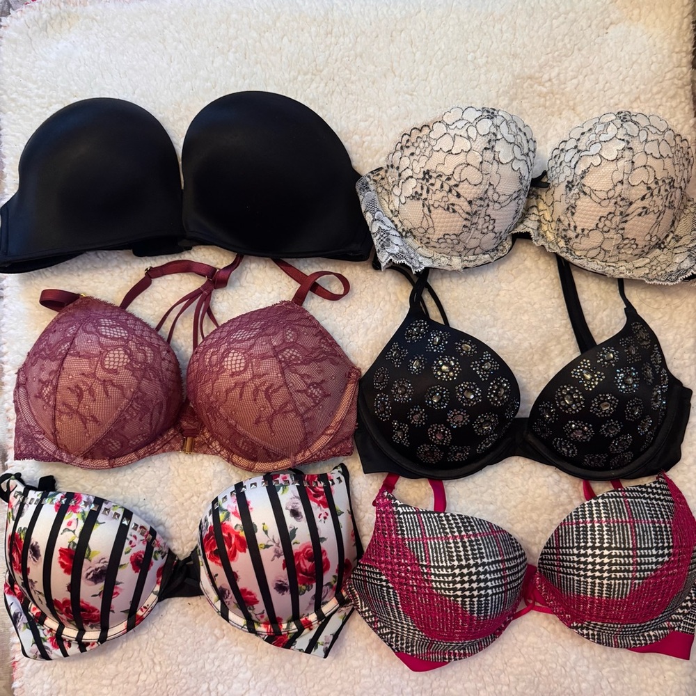 6 for $30 Victoria’s Secret 32C Bras